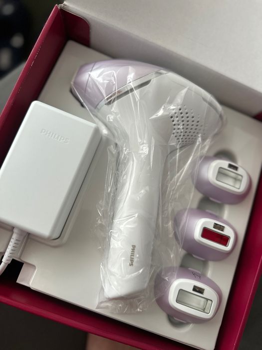 Фотоепилатор Philips Lumea BRI949/00, 450000