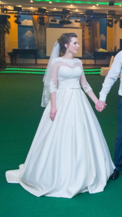 Продам свадебное платье