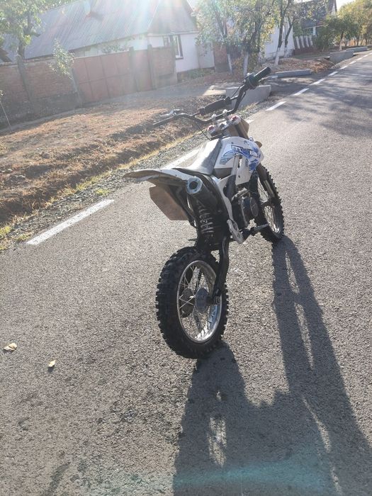 Vând cross 125cc