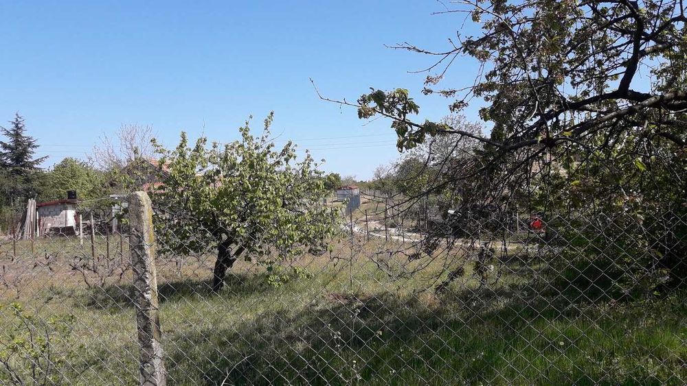 Продава се Парцел в Варна, м-т Боровец - север - 1000 кв.м за 31 €/кв.м - Снимка #1