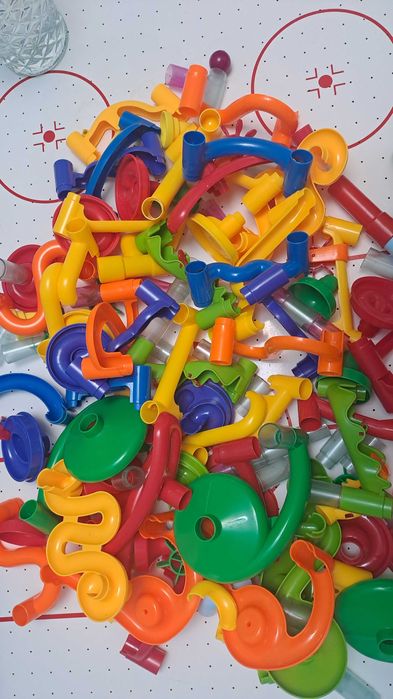 Резервни части за конструктор писта