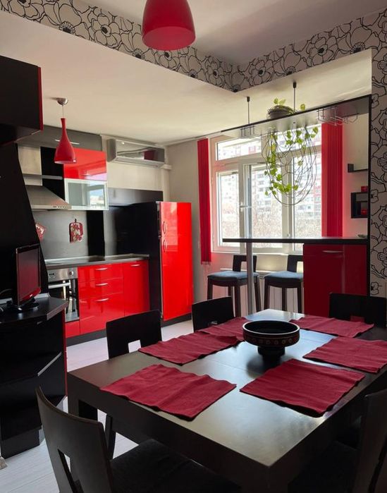 Дава се под наем Тристаен апартамент в София, Зона Б-5 - 85 кв.м за 846.6 € - Снимка #1