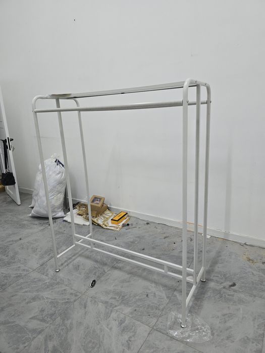 Рейл напольное вешало