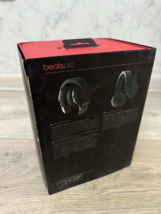 Наушники Monster Beats by. Dr Dre