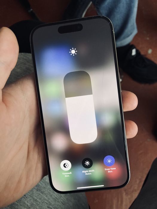 Продам айфон 15 про