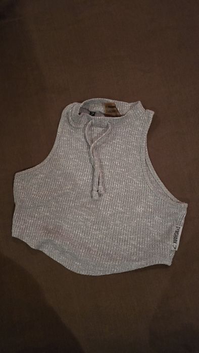 Нови блуза и бюстие Gymshark