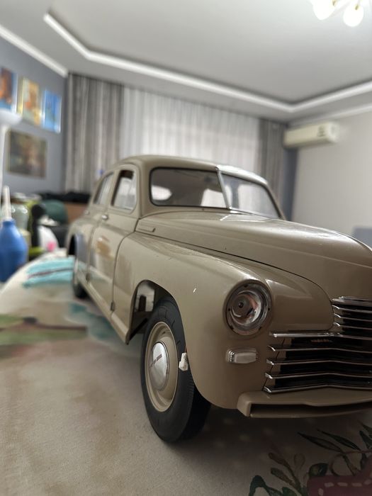 Коллекционная модель Победа 1.8