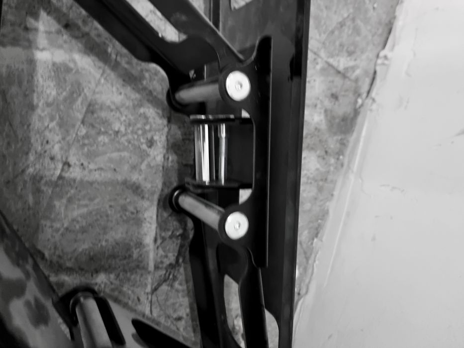 Кронштейн для телевизора