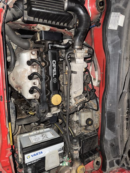 Vand urgent două autoturisme!