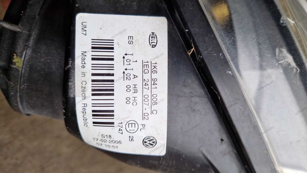 Far dreapta VW Golf 5 cod 1K6 941 006 C