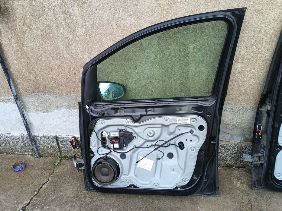 Врати за vw touran