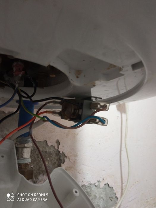 ARISTON taʼmirlaymiz SANTEXNIK tozalash va tuzatish Santexnika  xizmat