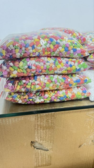 Аквариумный грунт разноцветный