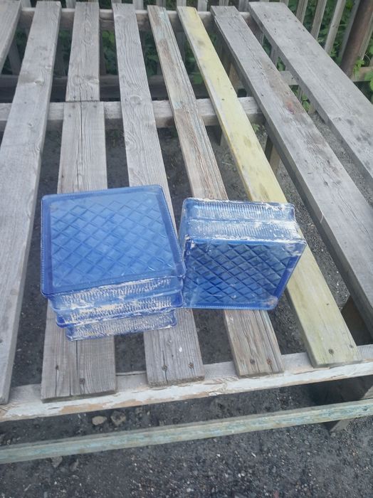 Продам стекла квадратные