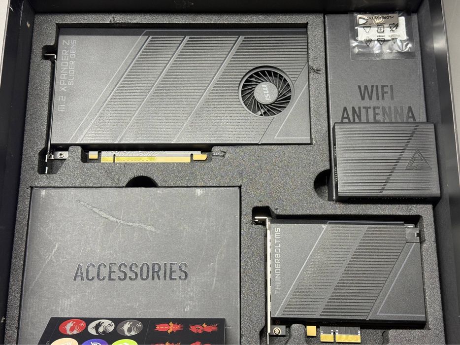 Жуда хам камёб моделдаги плата (янгиси 1300+)