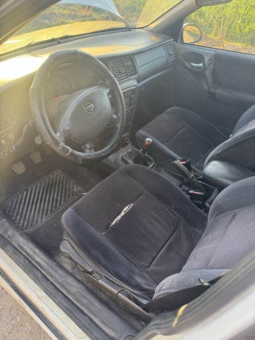 Opel vectra 2.0DTI