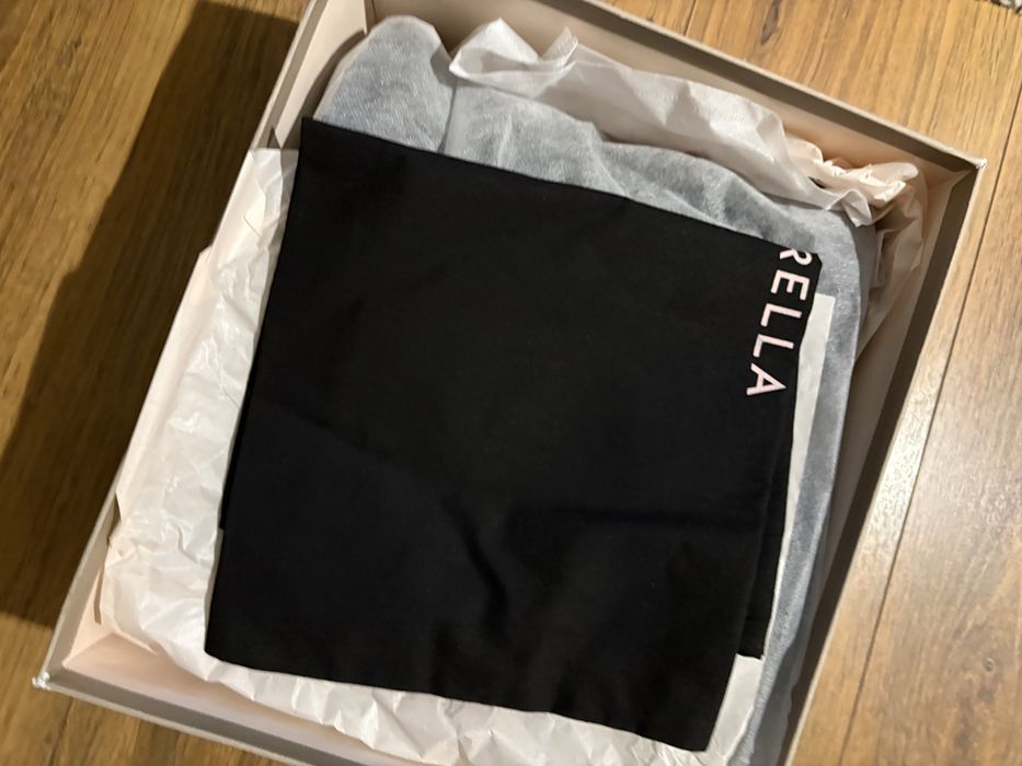 Черни боти Marella