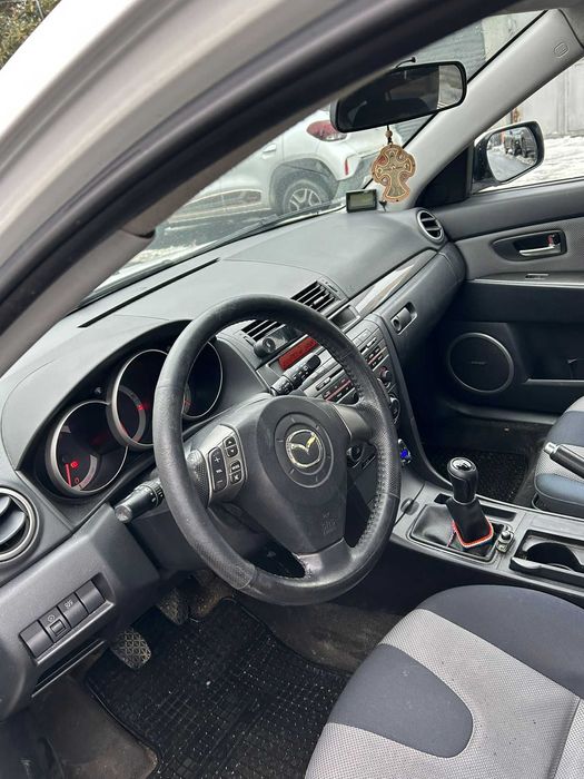 Vand mazda 3 an 2009