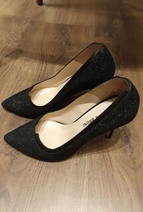 Обувки на висок ток Dario Bruni