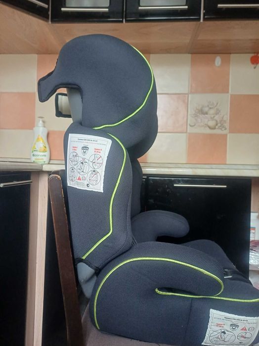 Детское автокресло