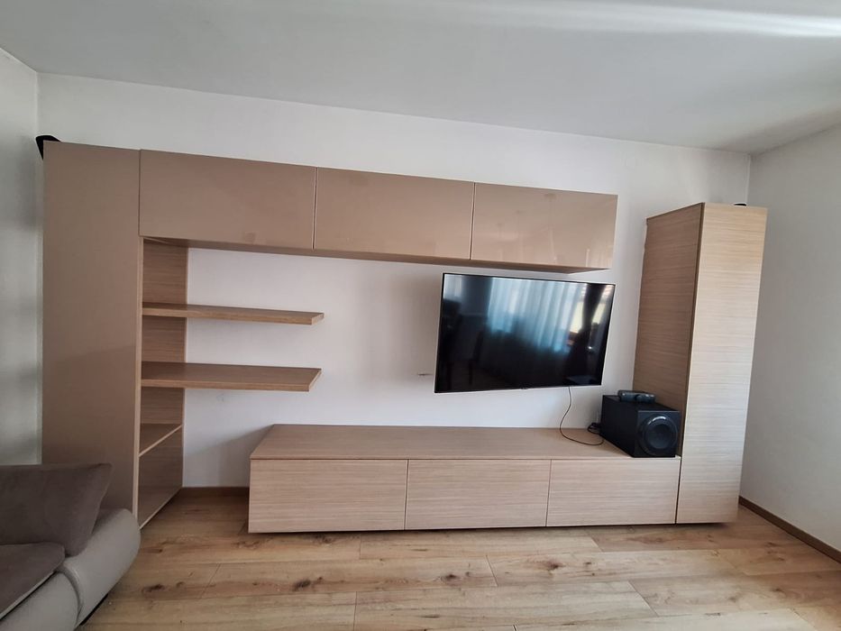 De vânzare mobila living