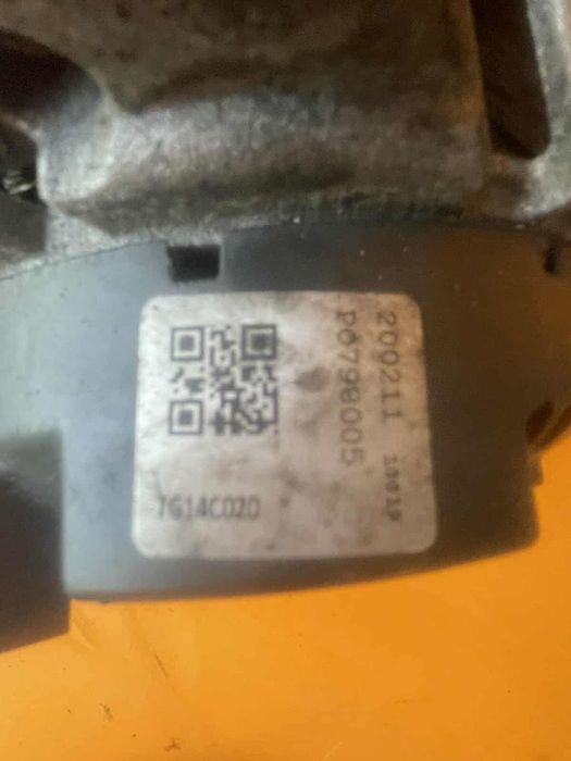 Генератор алтернатор Audi A4 B8 A5 8T Q5 VW Passat 2.0 TDI