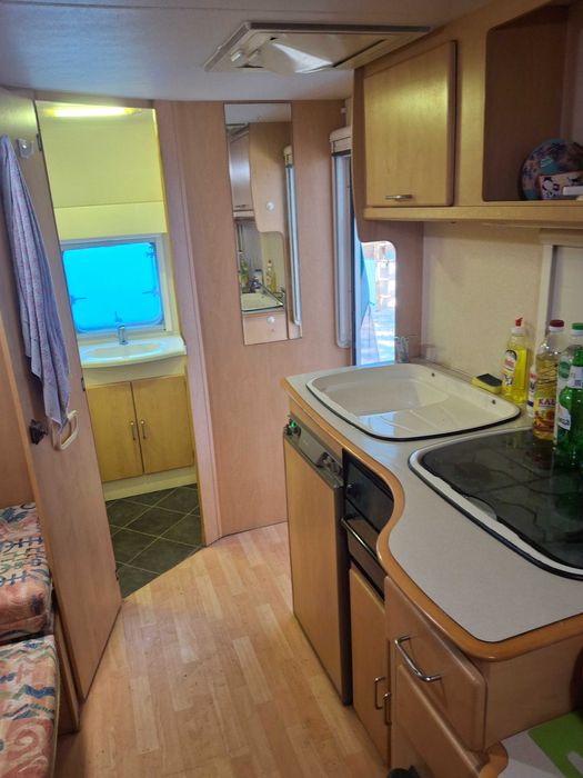 Kаравана баели 200