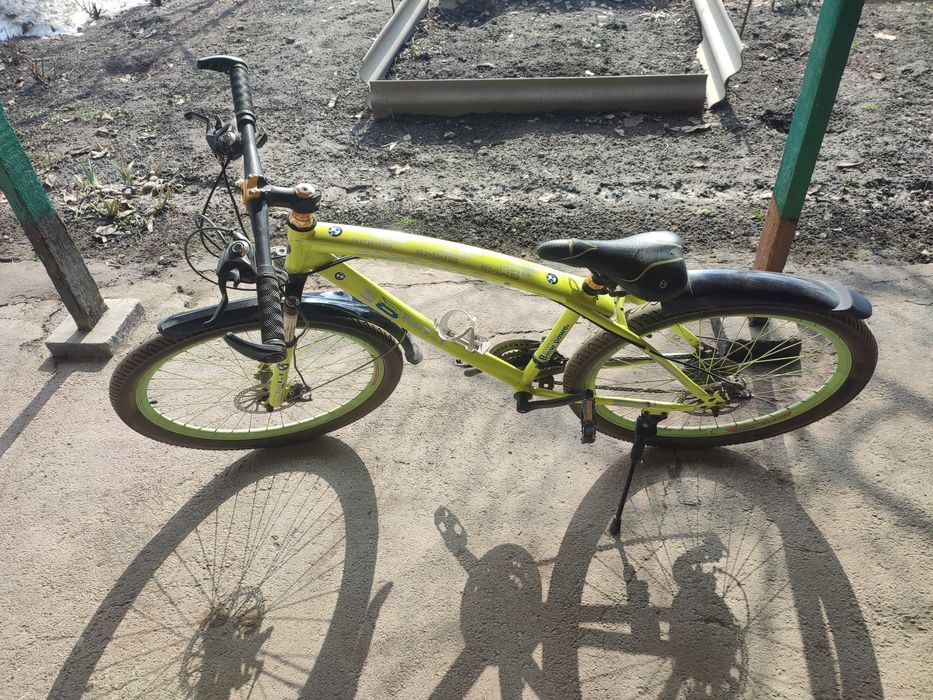 Велосипед BMW подростковый