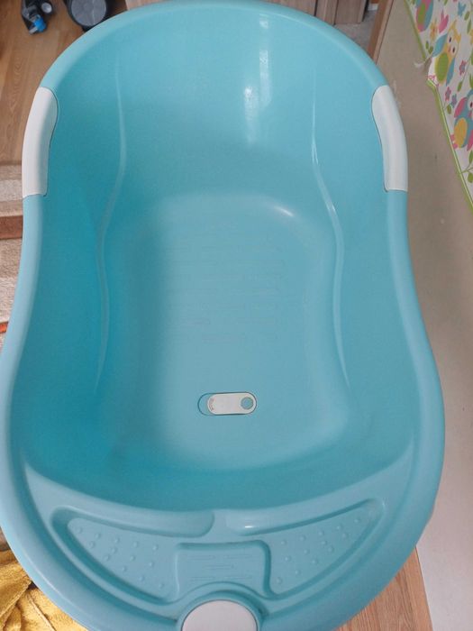 Вана за новородено със стойка