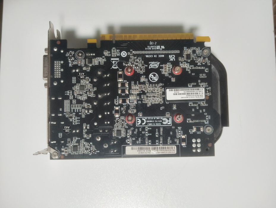 Видеокарта GTX 1050 TI