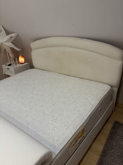 Спална  с матрак