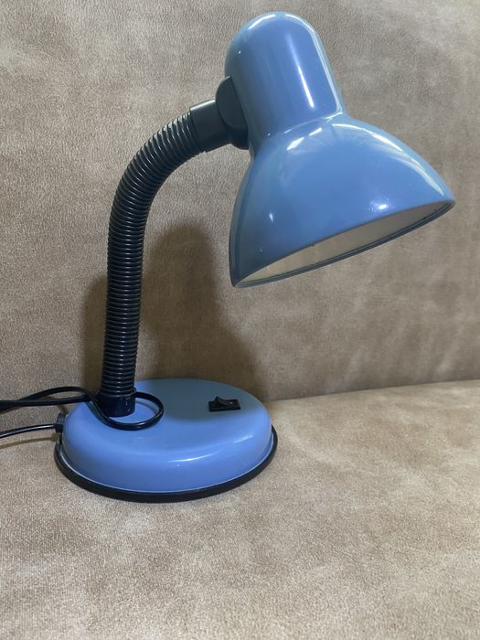Настолна лампа нова син цвят