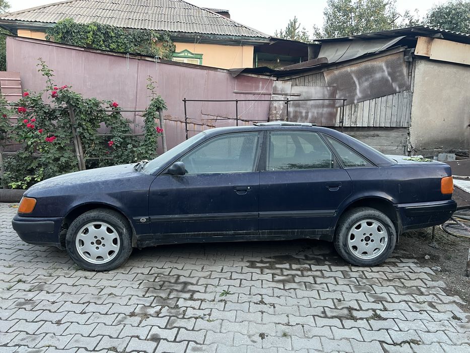 Ауди 100 с4 1991г 2.3