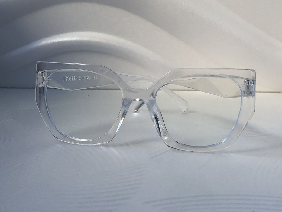 Модерни дамски прозрачни очила за компютър 2024