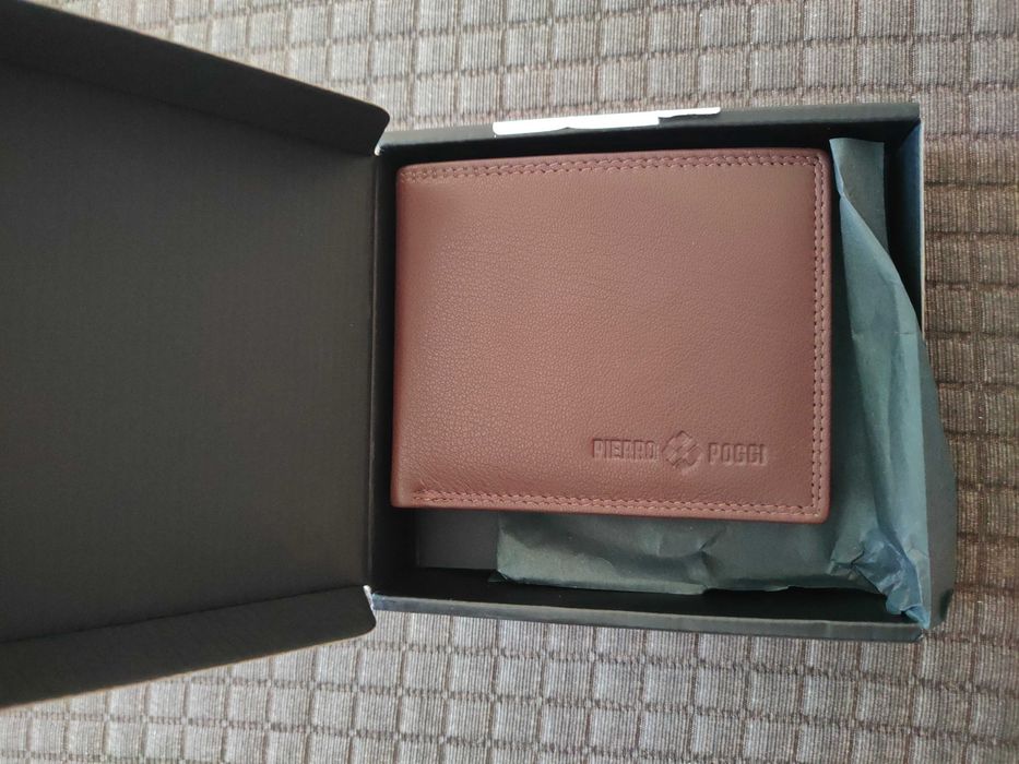 Продавам нови маркови мъжки и дамски портфейли от естествена кожа