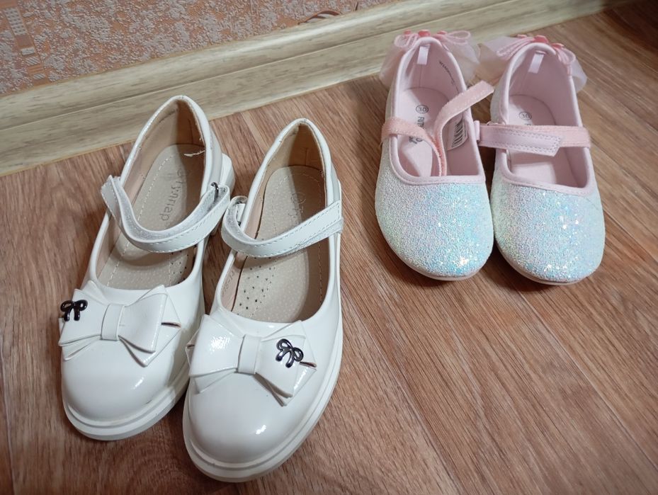 Продам обувь девочковую