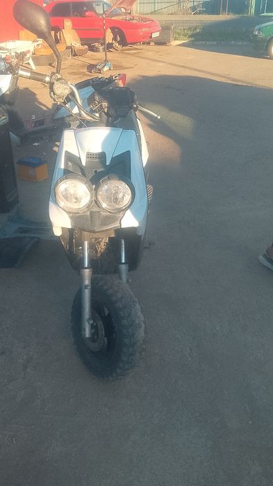 Продам скутер бумер ещё 2 есть М8