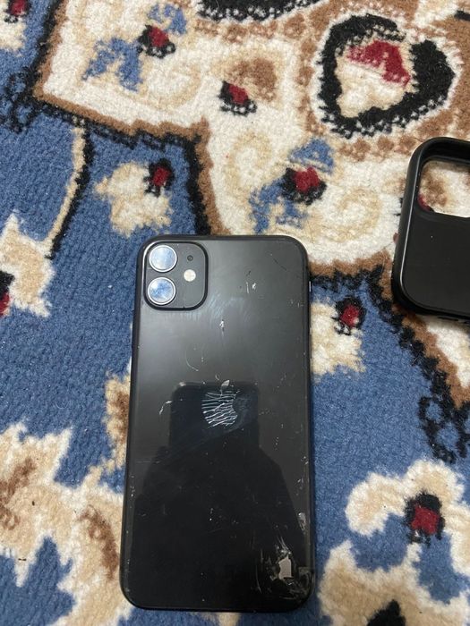 Айфон 11 срочнааа