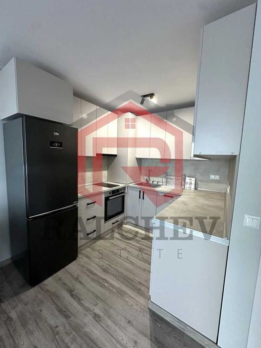 Двустаен апартамент под наем / Младост 1