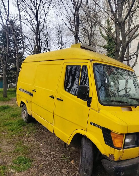 Бус-Мерцедес 310Д