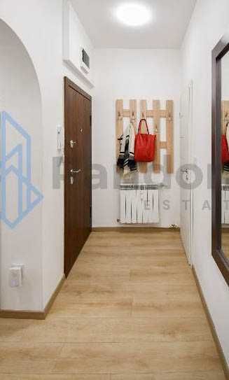 Дава се под наем Многостаен апартамент в София, Център - 130 кв.м за 1100 € - Снимка #9