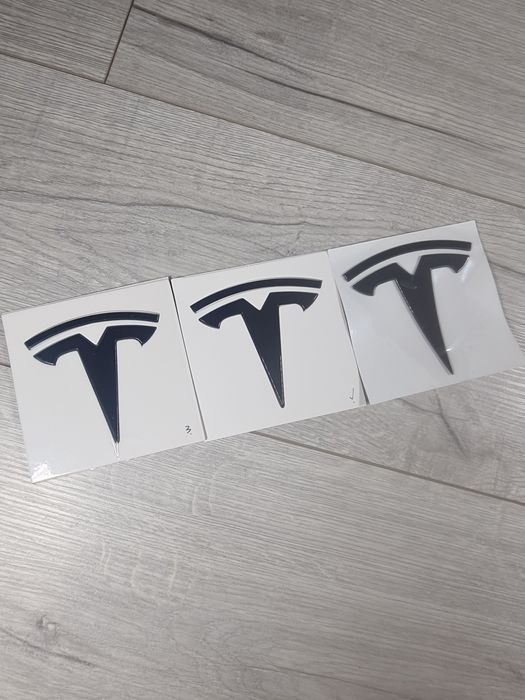 Emblema-Sigla-Logo-Tesla-Fata-Spate-Neagra-Lucios-Model-3-Y-Black