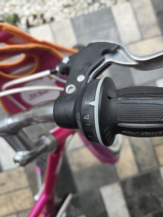 Vand bicicleta fete  roti 20