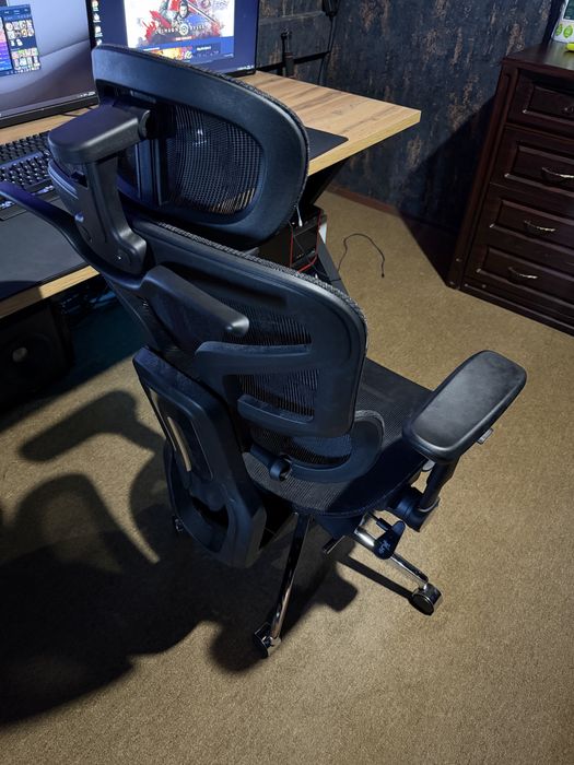 Игровое кресло Mizone ERGO Pro