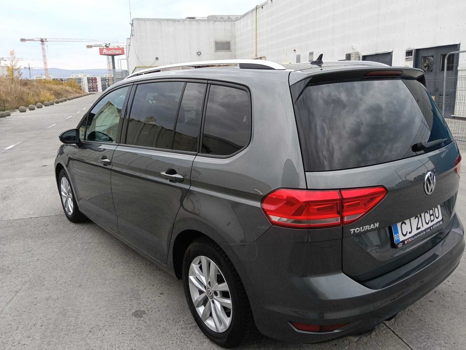 VOLKSWAGEN Touran 2019 — imagine 2
