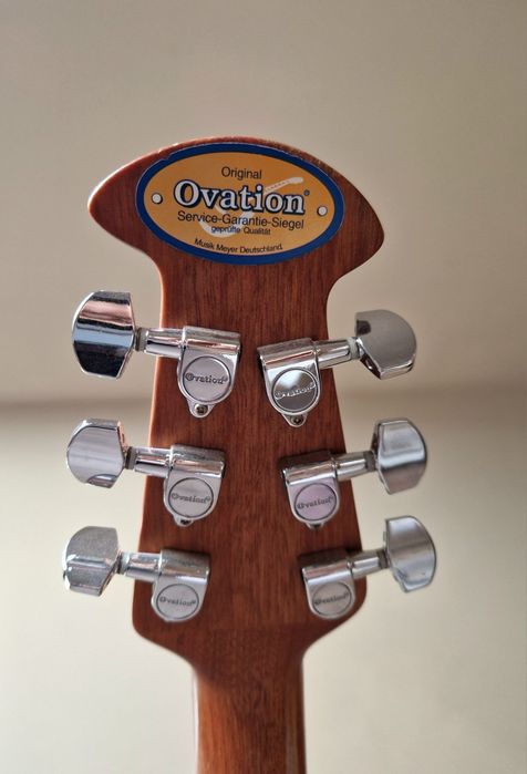 Акустична китара Ovation Applause