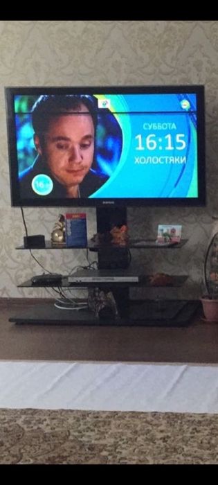 Продается телевизор самсунг плазменный