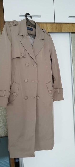 Продаю тренч  осенний