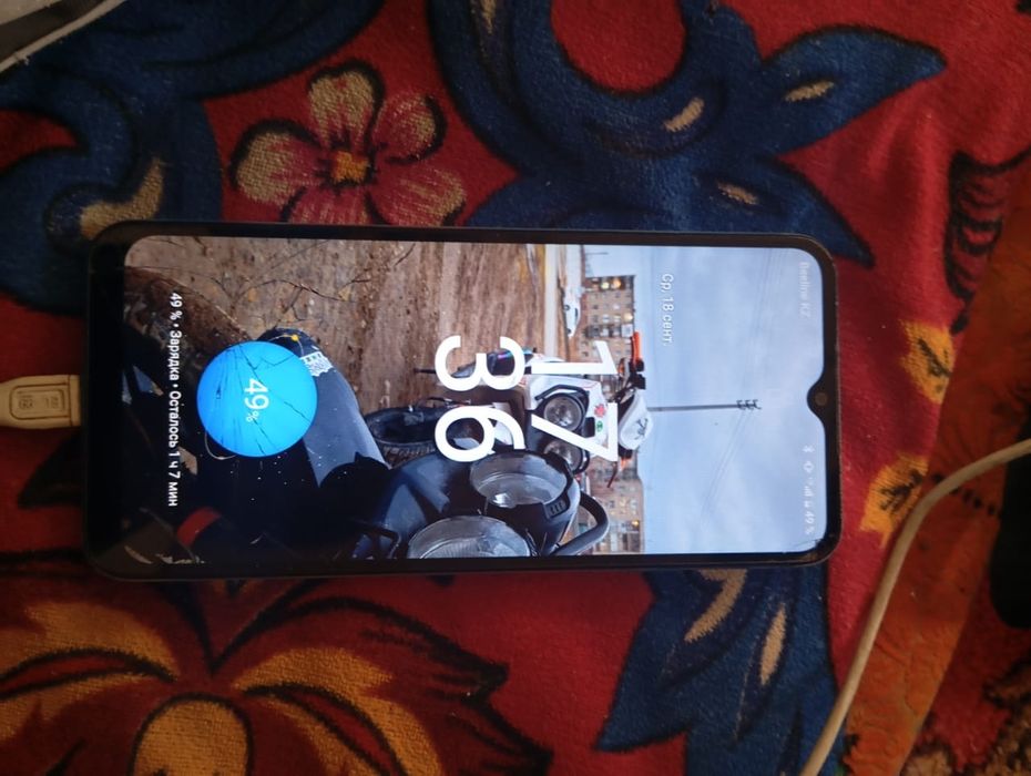 Реалми телефон сатылады срочно