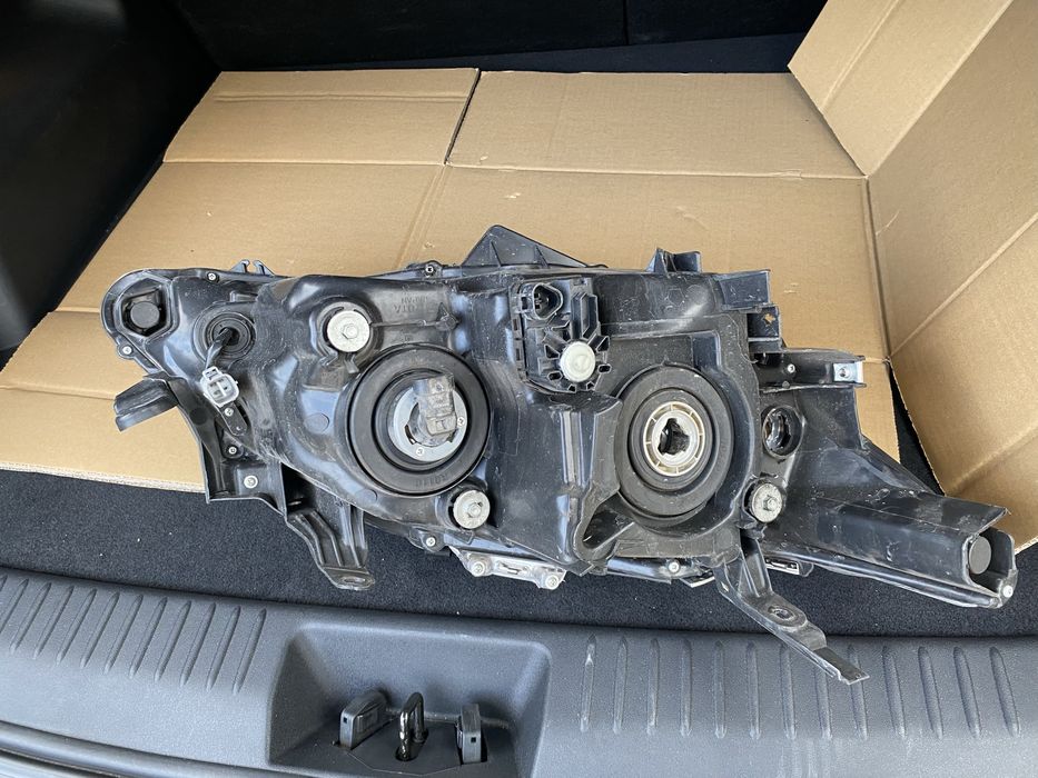 Фары Toyota Camry 55